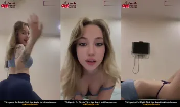 Luna Cazibe Çıplak Gösterisi Yapıyor