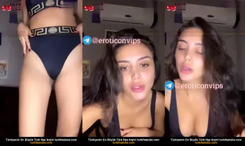 Sakso-oral seks, kandırmış gibi seksi bir şekilde arkadan gelen güzel bir kadın kardeşin çıplak kalçalarını tokatladı.